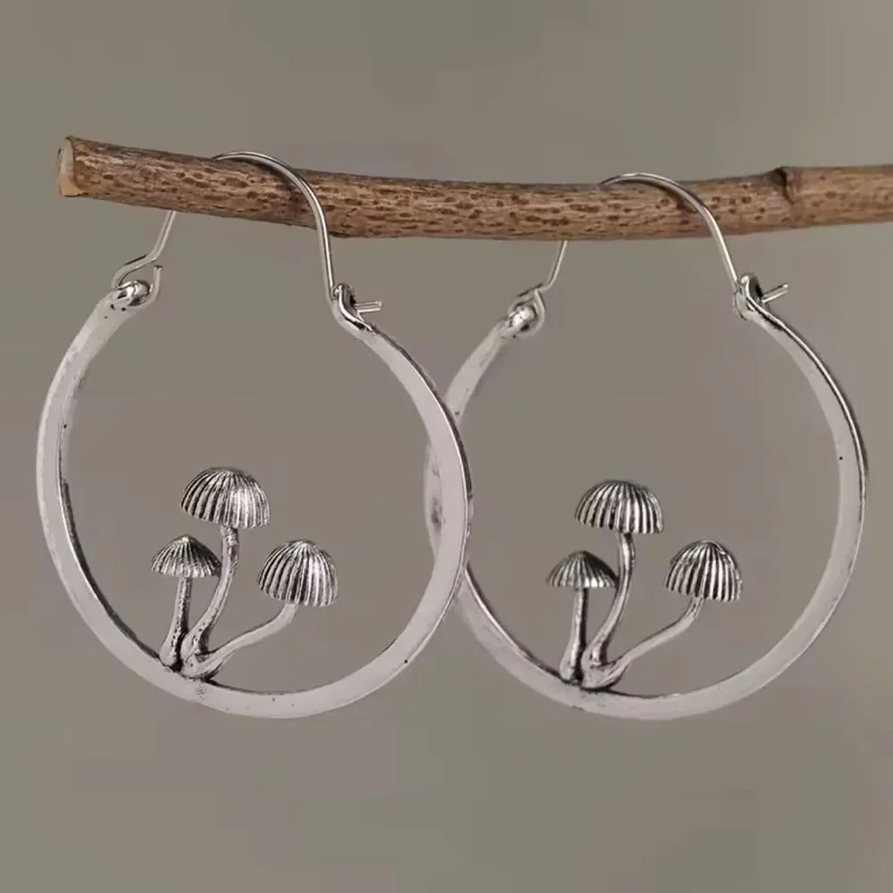 mushroom hoop earrings N309